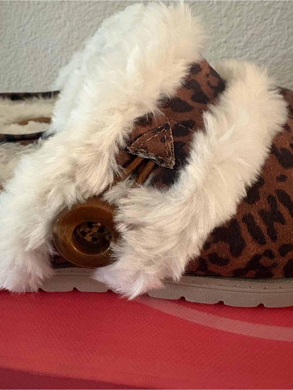 Easy Spirit Slippers Leopard Print Faux Fur Lining - Picture 3 of 8